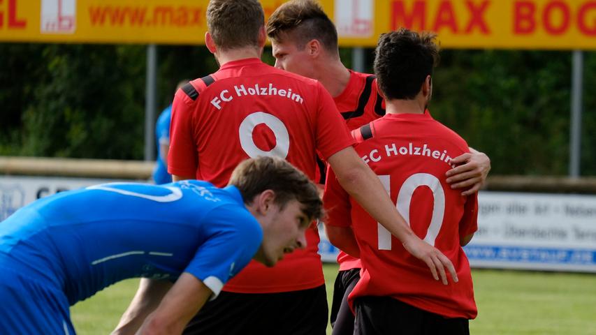 Der ASV Neumarkt ist der Fußball-Stadtmeister 2016. Im Finale unterlag Woffenbach dem Bayernligisten 1:3 n.E.
