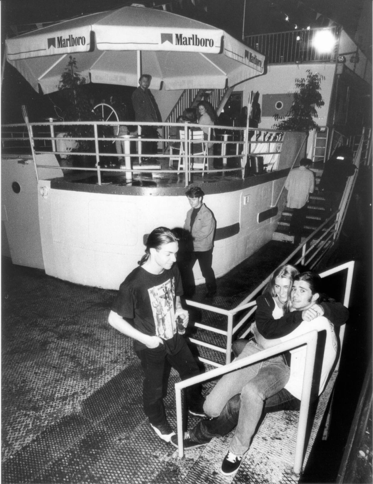 Wer einen ruhigen Platz zum Knutschen suchte, der versuchte es gerne mal an Deck. Bis die nächsten Nachtschwärmer kamen.