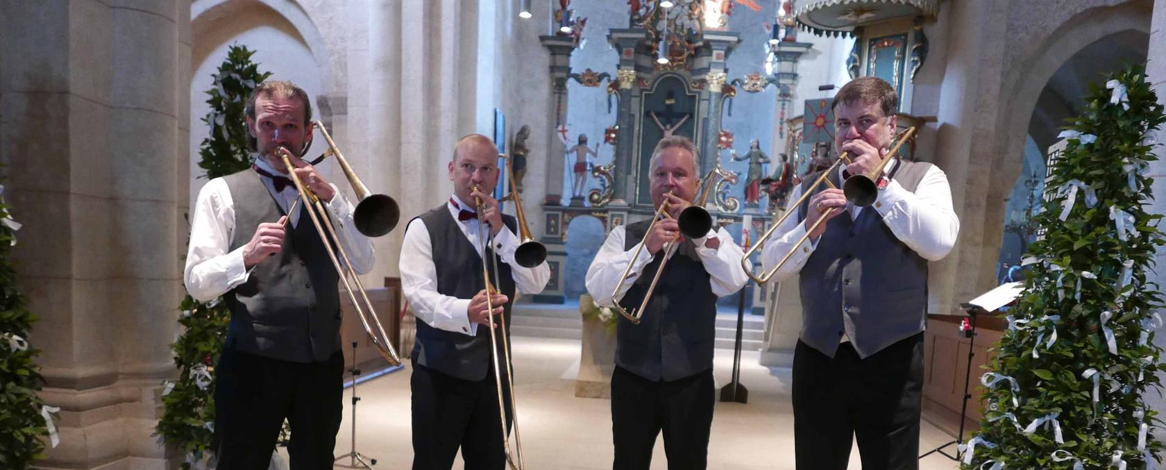 Dr. Jörg Richter, Dirk Lehmann (vom Gewandhausorchester Leipzig) sowie die weiteren freiberuflichen Dr. Jörg Richter, Dirk Lehmann (vom Gewandhausorchester Leipzig) sowie die weiteren freiberuflichen
