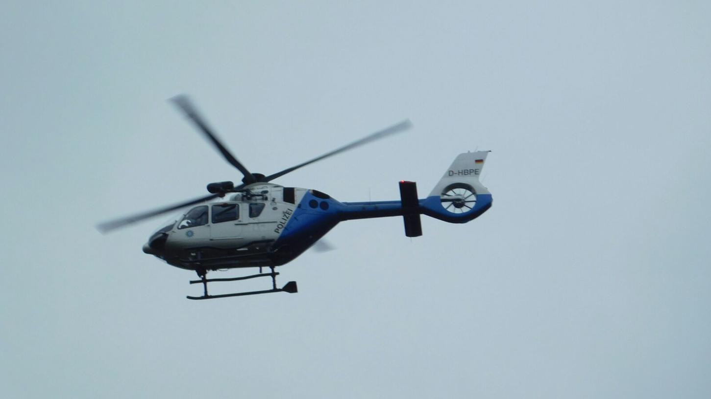 Die Polizei hatte unter anderem per Hubschrauber nach dem Vermissten gesucht.