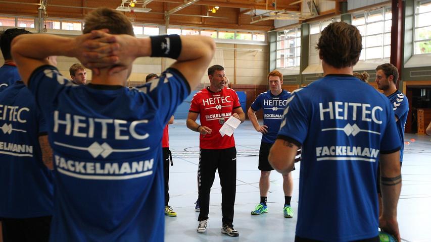 Saisoneröffnung: HC Erlangen trainiert und feiert mit den Fans