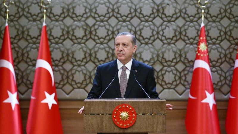 Nach dem Putschversuch: Wie geht es weiter mit Erdogan?