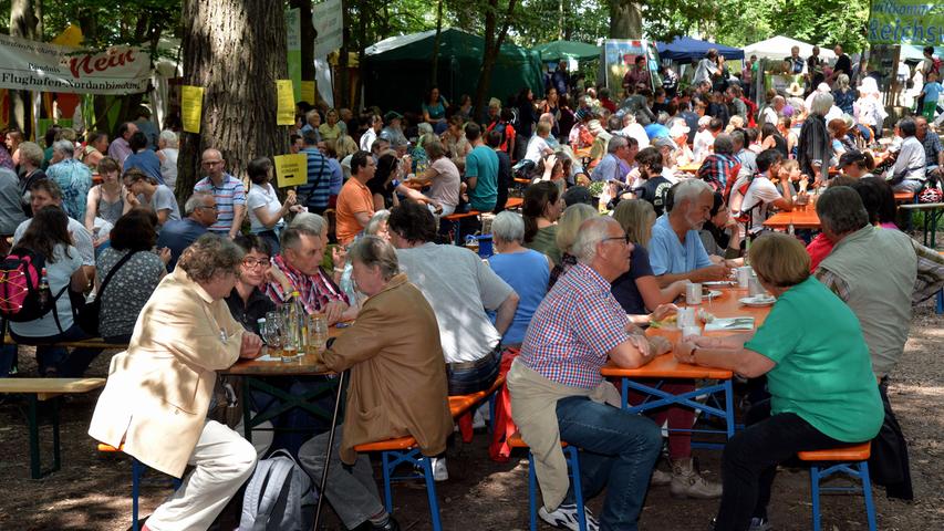Wo der Biber knuspert: Das Reichswaldfest 2016