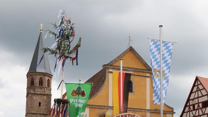 Kunterbund war der Festzug, der am Sonntag durch Heideck zog. Heuer stellten sich "Heideck und seine Ortsteile" vor.