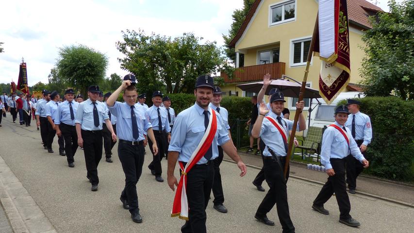 125 Jahre Freiwillige Feuerwehr Polsingen: Impressionen vom Festumzug 
