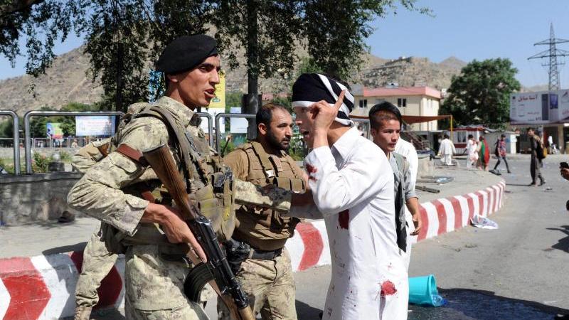 Mehr als 60 Tote bei IS-Doppelanschlag in Kabul