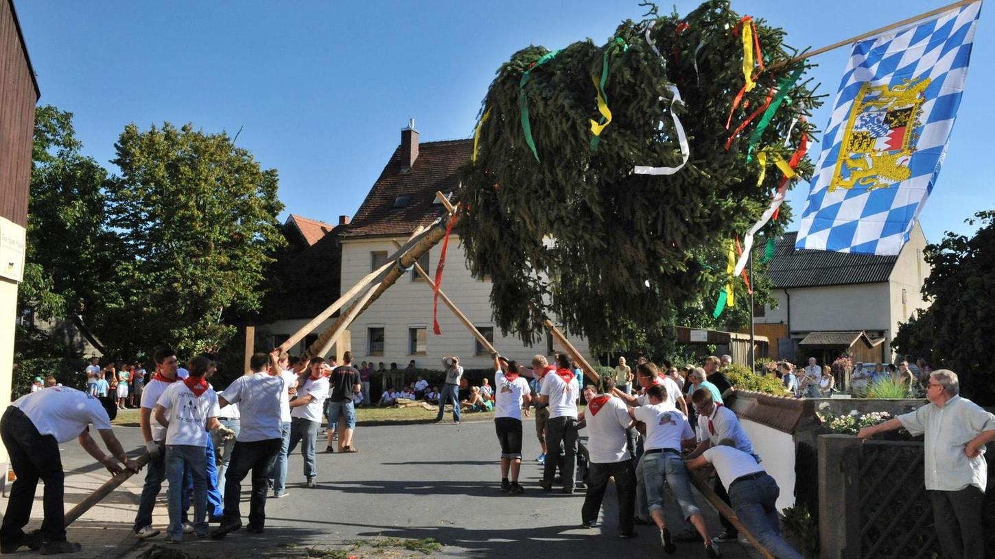 Die Hüttendorfer retten ihre Kirchweih