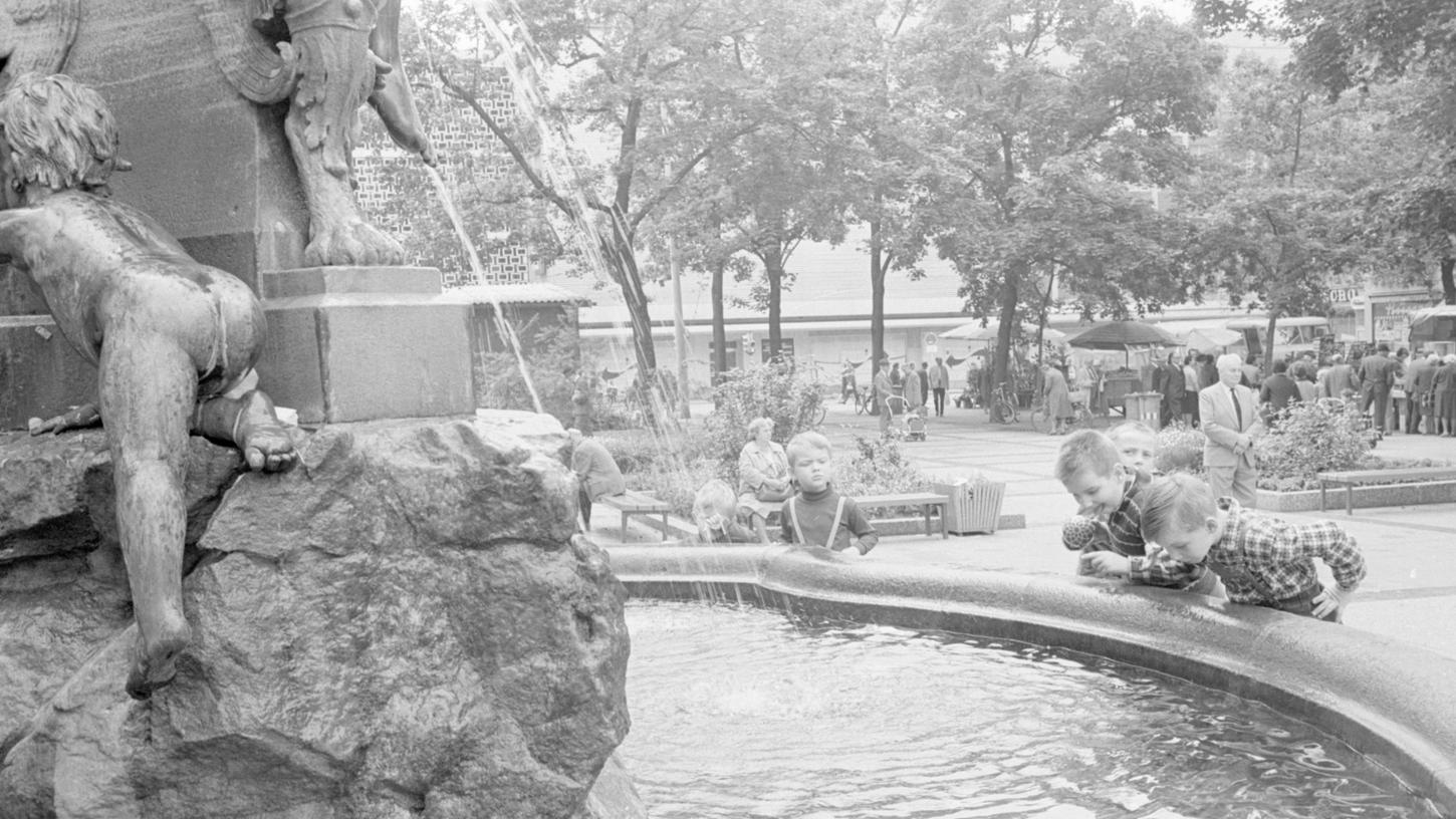 30. Juli 1966: Geplätscher im stillen Winkel