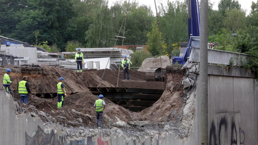 Anwohner raus, Sprengstoff rein: Brücke am Nordring wurde gesprengt
