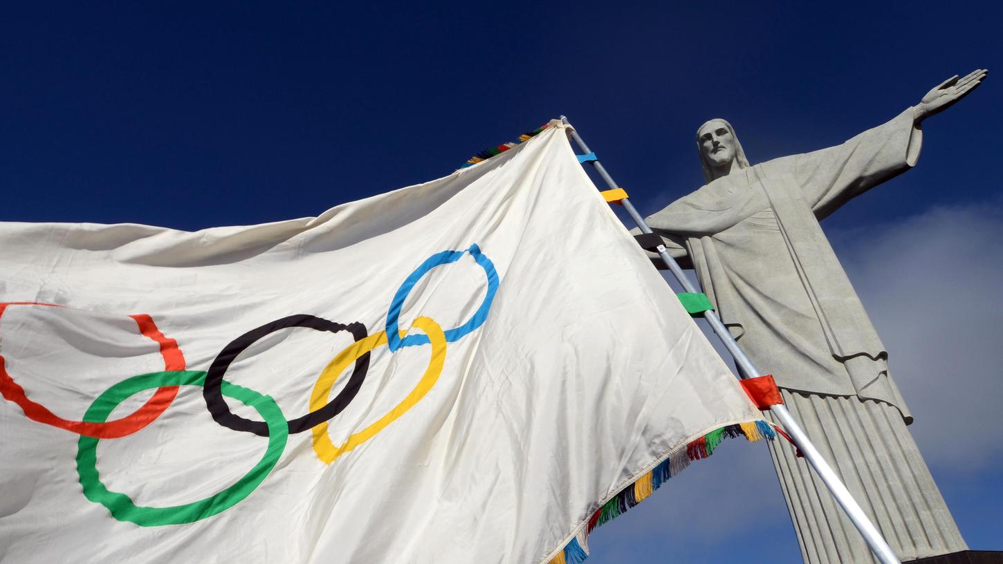 Mit einer spektakulären Show hat Rio de Janeiro die Olympischen Spiele 2016 eröffnet.