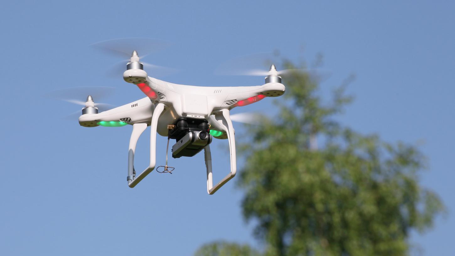 Für einige Drohnen sind Flughöhen kein Hindernis mehr - Gefahr ist somit schon fast vorprogrammiert.