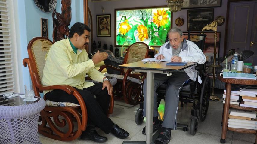 Bei Staatschefs wie Nicolas Maduro (Venezuela) ist Fidel Castro auch nach seinem Rücktritt ein gefragter Gesprächspartner und Berater.