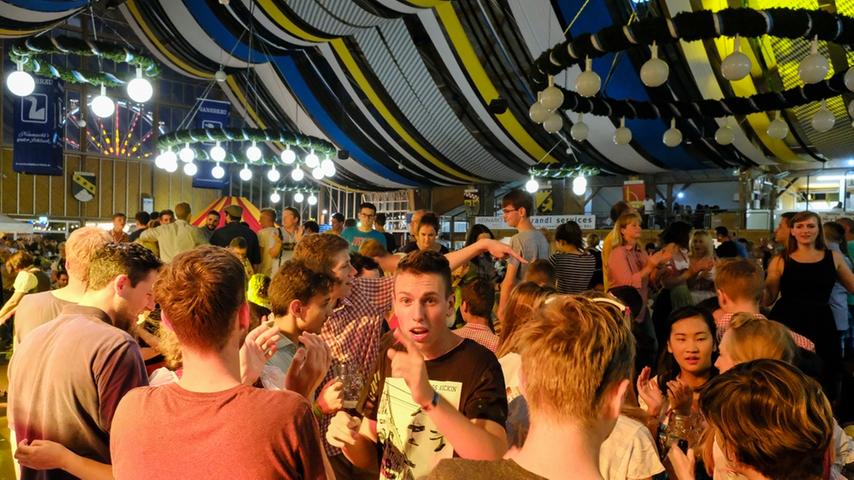 Party auf dem Juravolksfest