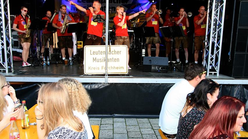 Blasmusik, Bratwurst und Bier: Das 40. Ebermannstädter Altstadtfest