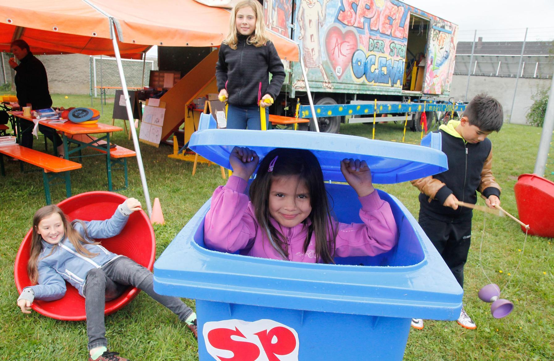 Beim Ferienjob Wieder Ein Bisschen Kind Sein Herzogenaurach Nordbayern De