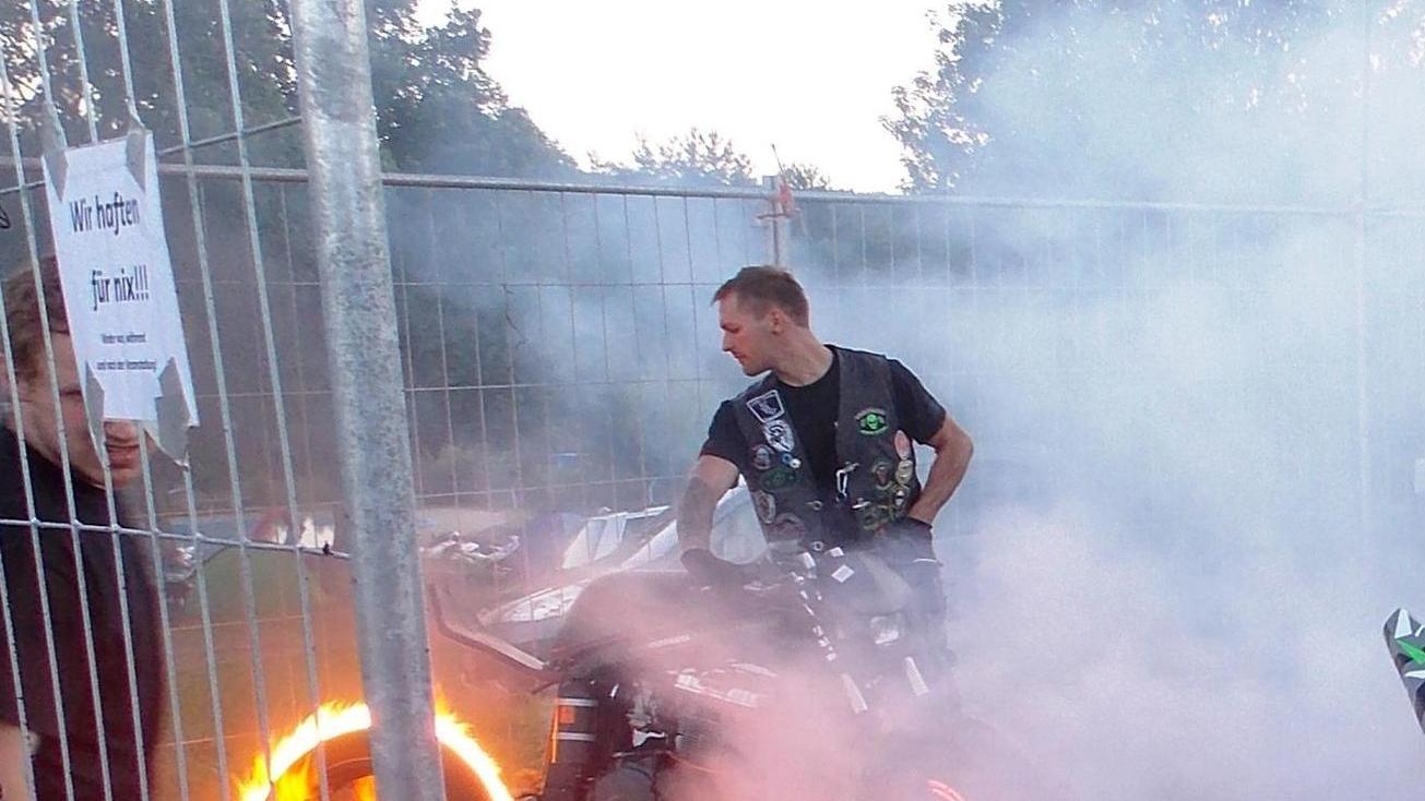Bikers Lust: Verbrannter Gummi lag in der Luft