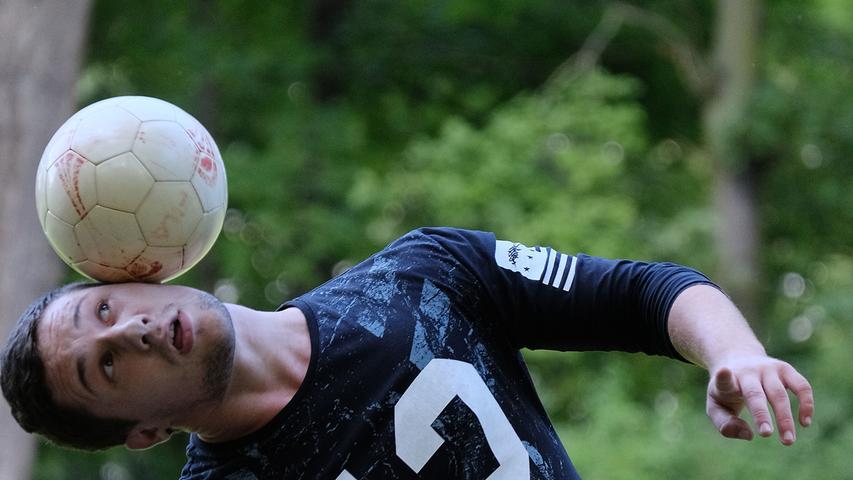Fußball-Freestyle ist die große Leidenschaft von Anto Rosic. Zwei Stunden trainiert der 23-Jährige am Tag, jongliert den Ball mit Rücken, Kopf oder Beinen in der Luft und lässt ihn auf einem Stift tanzen, den er allein mit den Lippen hält.