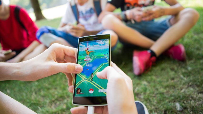 Mobile Gaming ist seit dem Hype um Pokémon-Go in aller Munde. Doch nicht nur dieses Spiel wird auf der Gamescom die Besuchern auf Trab halten. Auch andere Hersteller versuchen, auf den Markt des Mobile Gaming vorzudringen.