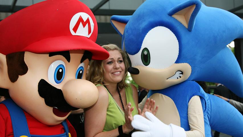 Obwohl die Spiele-Entwickler in den letzten Jahren immer mehr auf realistische Grafik setzen, gibt es einen Trend hin zu Retro-Spielen. Sonic und Super Mario begeistern noch immer ein Millionen-Publikum.