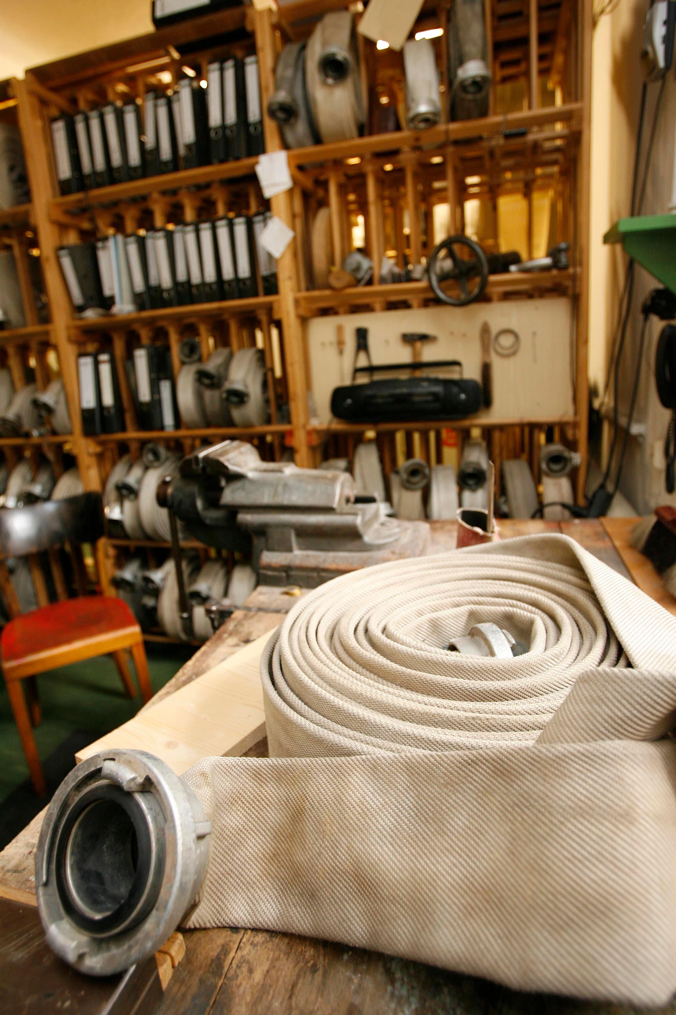 Willkommen in der Wache: So sah und sieht es im Gebäude am Helmplatz aus.