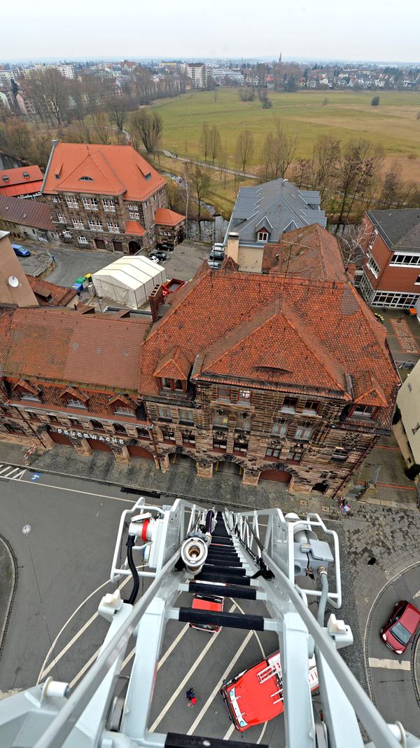 Blick auf die Feuerwache an der Königstraße.
