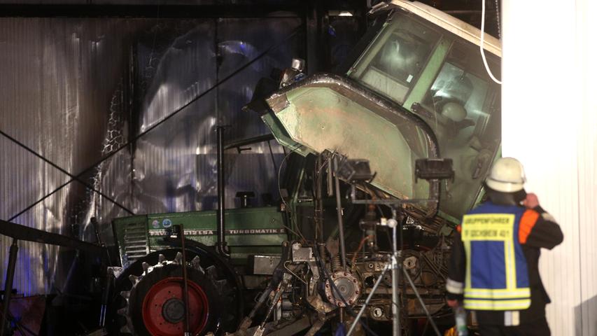 Großbrand in Schonungen zerstört Werkstatthalle