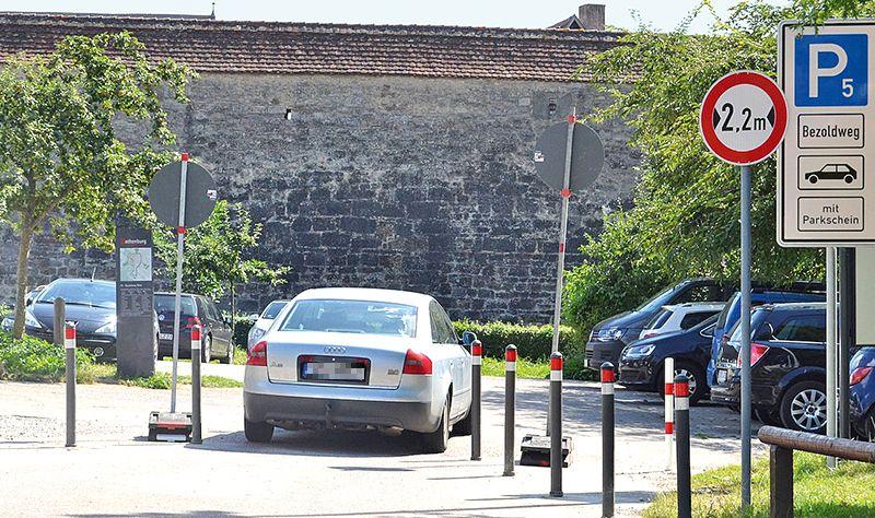 Bezoldweg Parkplatz Stadt Rothenburg Bessert Nach Rothenburg Nordbayern De