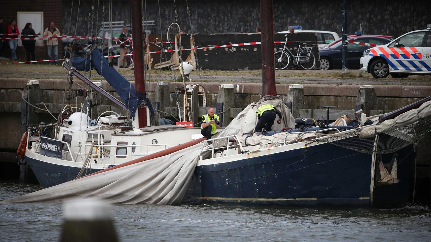 Bei einem Bootsunfall in der niederländischen Hafenstadt Harlingen starben drei Männer aus Deutschland, darunter ein Würzburger.
