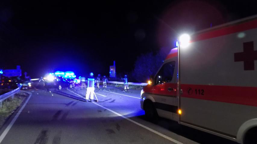 Frontalcrash bei Teublitz: 20.000 Euro Schaden