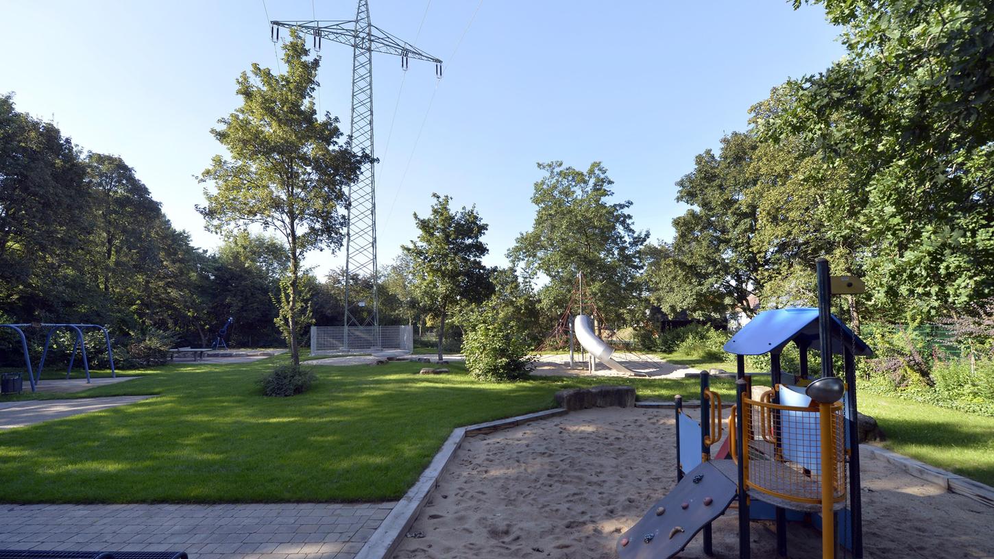 Erlangen: Spielplatz  nach vierjähriger Bauzeit fertig