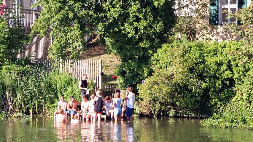 Das Sandkerwa-Wochenende: Feiern am Regnitzufer