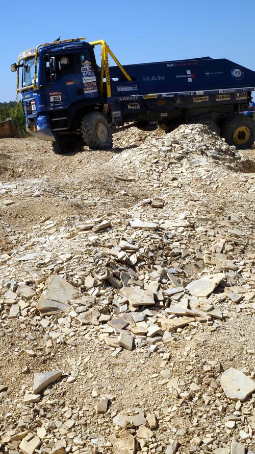 Europa Truck Trial in Langenaltheim: Über Stock und Stein