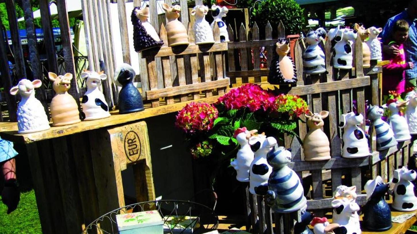 Deko für den Garten von kleinen Kunsthandwerksbetrieben gibt es am 3. und 4. September vor dem Langlauer Strandhoteö Seehof.