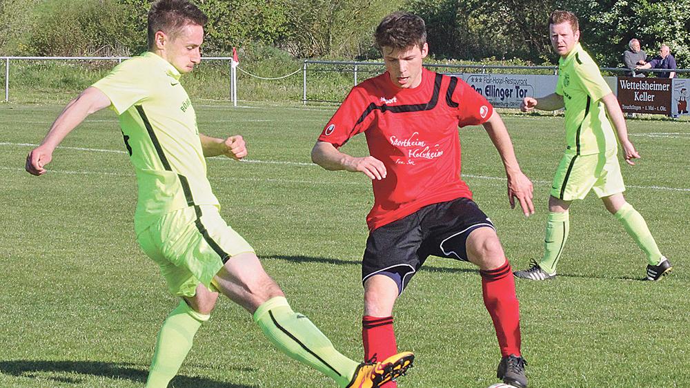Positive Bilanz: Zuletzt hat der TSV 1860 aus vier Spielen gegen Holzheim zehn Punkte geholt (hier eine Szene vom 4:2 im Mai 2016). Positive Bilanz: Zuletzt hat der TSV 1860 aus vier Spielen gegen Holzheim zehn Punkte geholt (hier eine Szene vom 4:2 im Mai 2016).