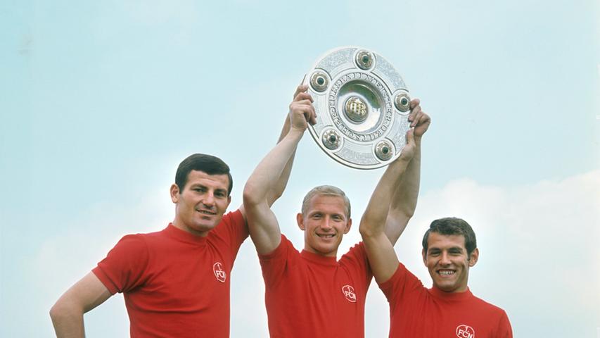 Unangefochten auf Platz eins ist Heinz Strehl (Mitte). Von 1961 bis 1969 erzielte der Mittelstürmer in 193 Spielen 89 Tore für den Club und wurde 1962 Deutscher Pokalsieger und 1968 Deutscher Meister mit dem 1. FC Nürnberg. Mit 18 Treffern war er in der Mannschaft von Meistertrainer Max Merkel der Torgarant. Auch beim legendären 7:3 gegen Bayern München traf er.