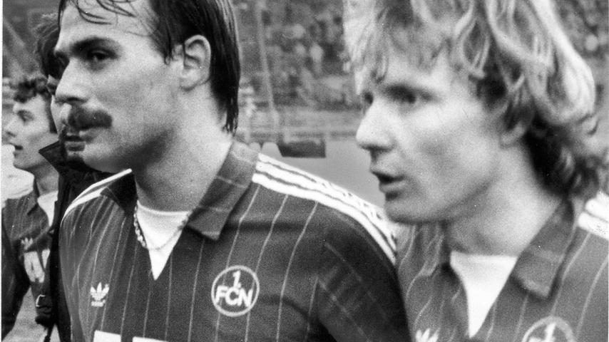 Auf Platz eins: Natürlich ein Abwehrspieler. Thomas Brunner (links) ist mit 420 Partien für den Club unangefochten an der Spitze dieser Rangliste. Auch er war beim DFB-Pokalfinale von 1982 dabei und erlebte dort ein kleines Trauma. Der Rekordspieler des 1. FC Nürnberg gewann nie einen Titel.