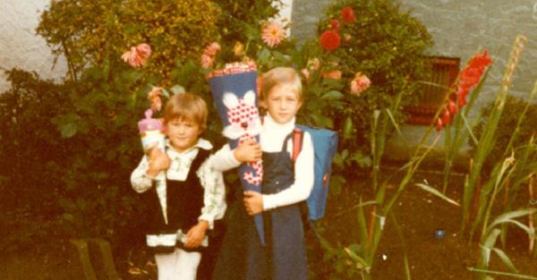 1981 durfte Brigitte Scharrer dann die Einschulung ihrer Tochter Sabine mitverfolgen.