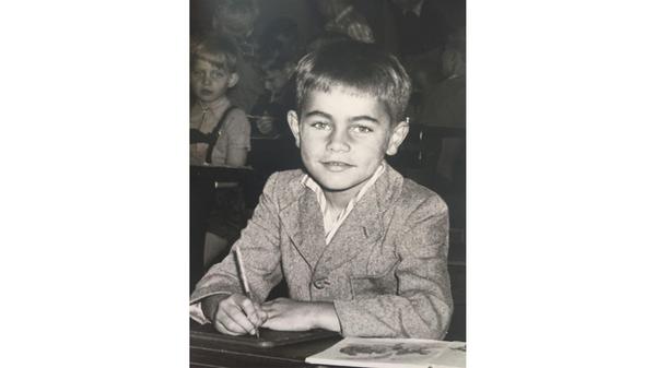 Werner Diekstall wurde 1957 in Niedersachen eingeschult. Heute lebt er in Rückersdorf.