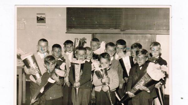 Reiner Lohschelder aus Rügland war bei seiner Einschulung sieben Jahre alt - und der Größte in der Klasse.