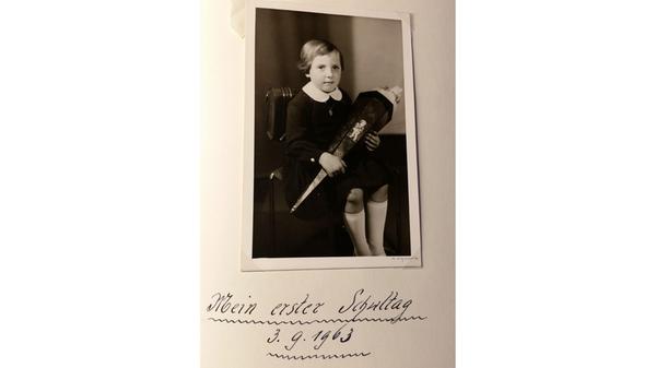 Sigrid Meindl durfte sich zum ersten Mal Anfang September 1963 den Schulranzen umschnallen.