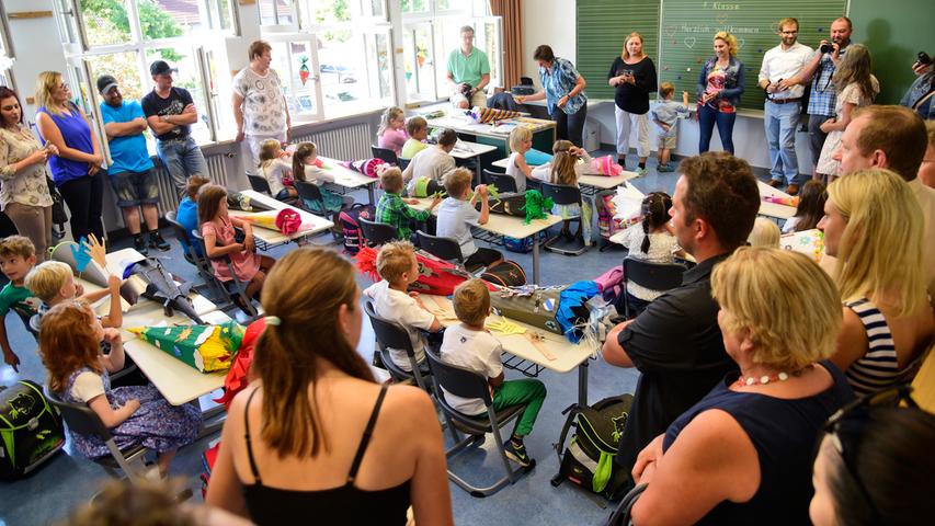 Gesangseinlage zur Einschulung: In Holzheim ging es süß und musikalisch zu 