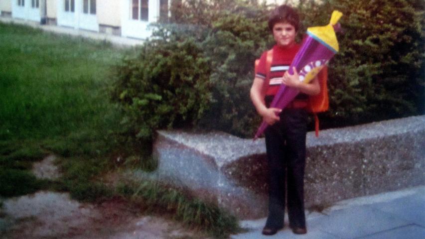 Ebenfalls im Archiv entdeckte Werner Riedl dieses Schmuckstück: Sohn Thomas überzeugte am 11.September 1975 mit lila-gelber Schultüte.