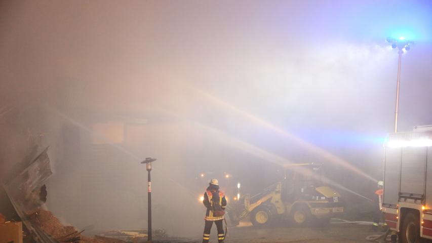 Feuer zerstört Heizkraftwerk in Bad Staffelstein
