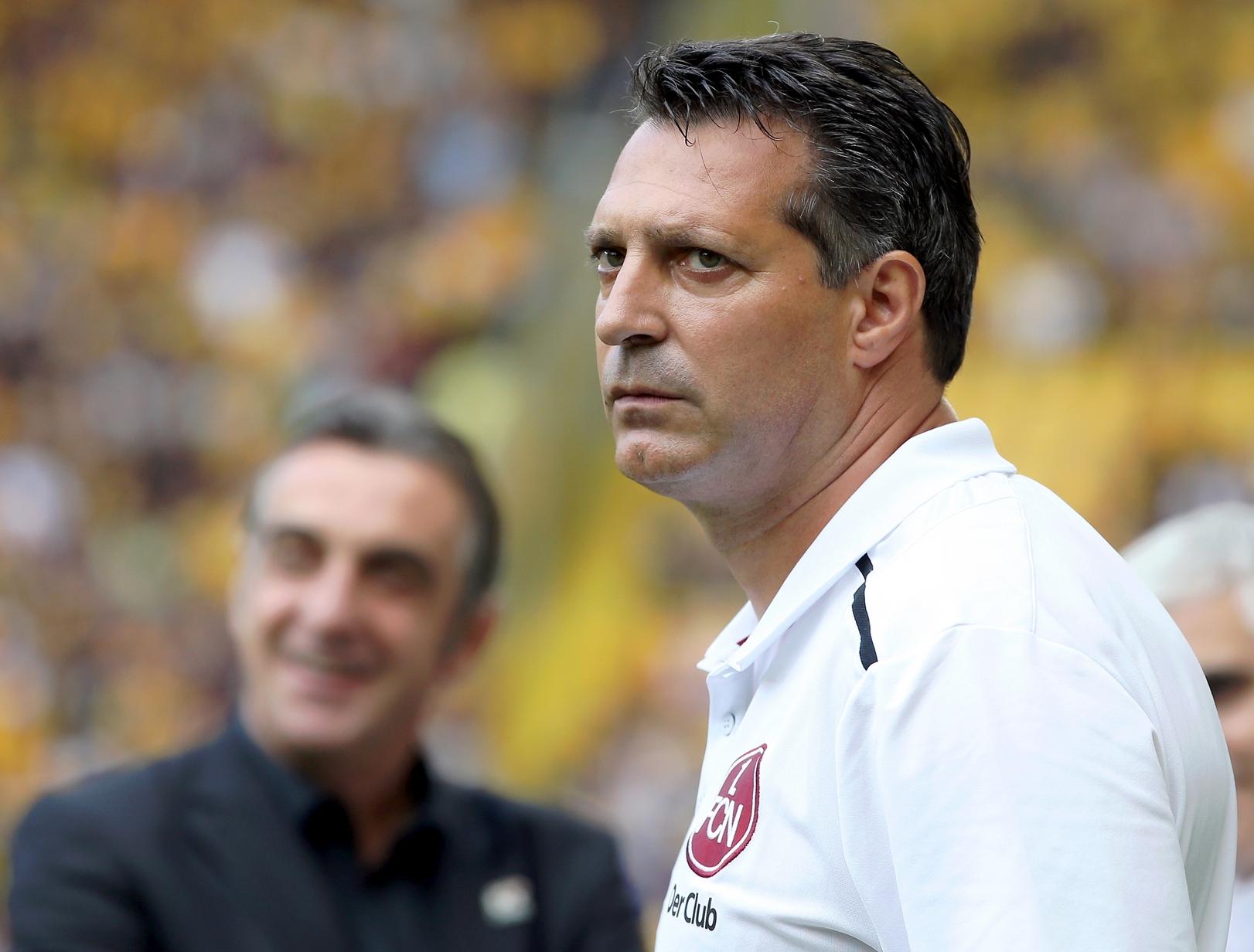 In seinem ersten Spiel als Club-Coach holte Alois Schwartz einen Punkt in Dresden. Lange Zeit sah es nach einem FCN-Sieg beim Aufsteiger aus, in der 94. Minute kassierte die Schwartz-Elf aber den Ausgleich. "Im Nachhinein doch ein ordentliches Ergebnis", wie Schwartz einige Monate später feststellte.