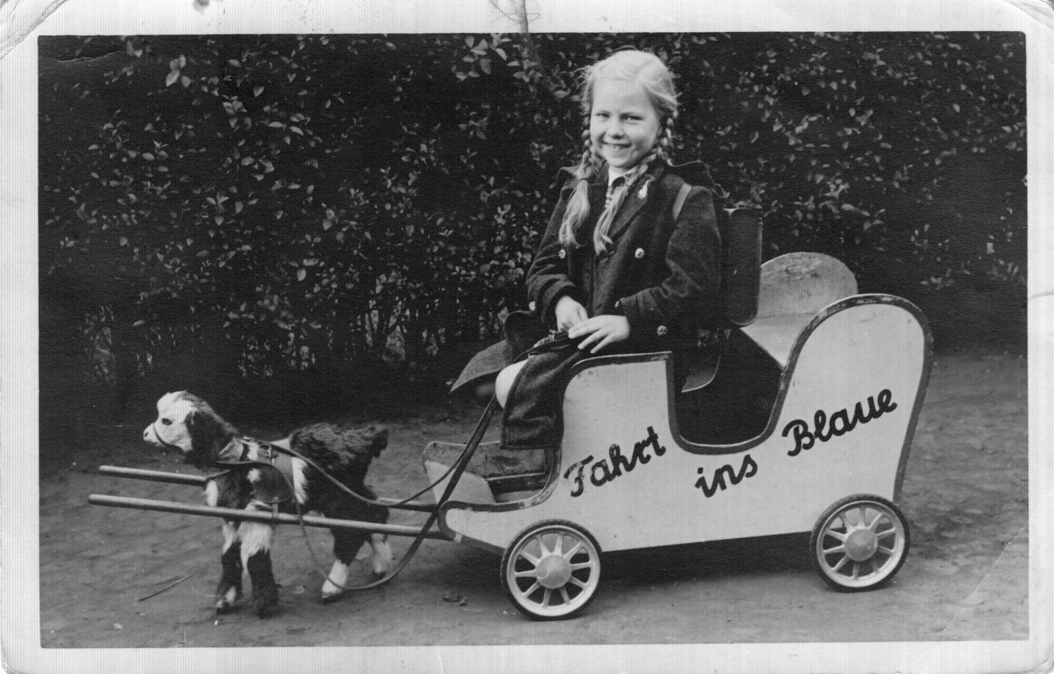 Motiv: Einschulung 1951 - NN-Leserfoto von Ilse Smoczynski