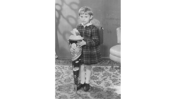 Dieses Foto von ihrer Einschulung 1966 in Ansbach hat uns Manuela Beyerlein geschickt.