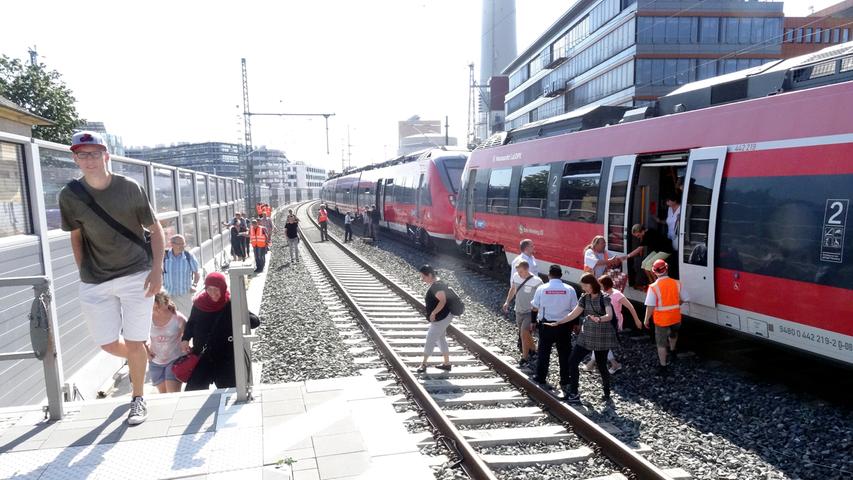 Oberleitungsschaden sorgt für Chaos im Bahnverkehr 