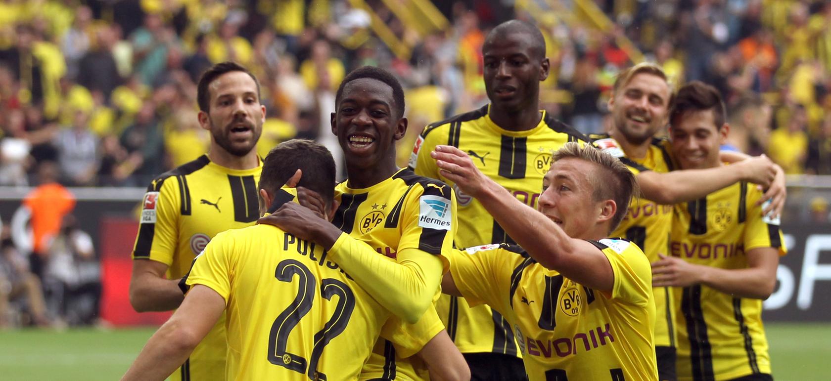 Borussia Dortmund jubelt: Beim 6:0 gegen Darmstadt standen viele junge Spieler auf dem Platz.