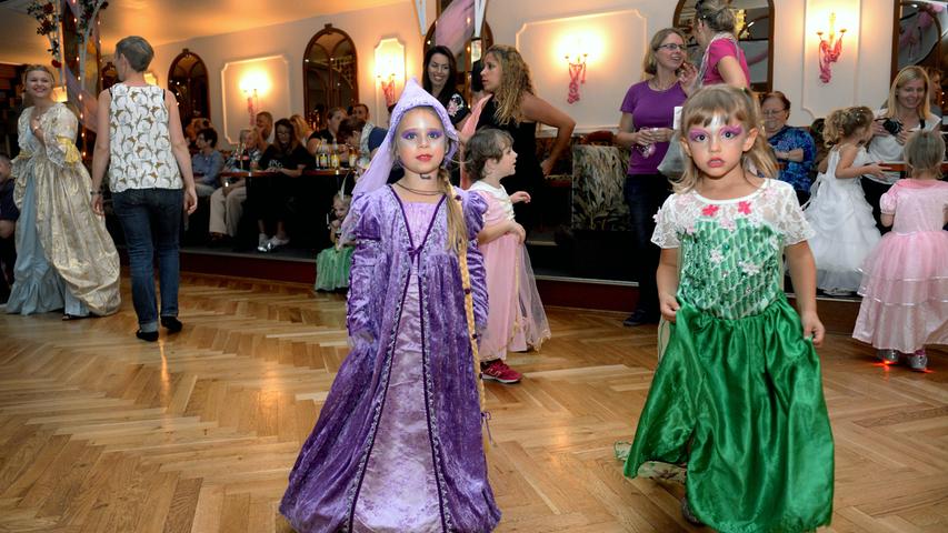 Beim großen "Prinzessintag" der Tanzschule Streng kamen die aufwendig verkleideten Jungen und Mädchen voll auf ihre Kosten.