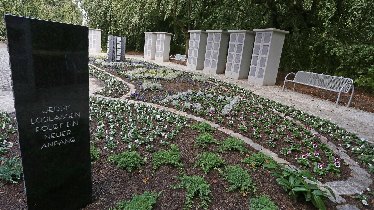 Forchheim baut neue Urnengräber auf dem Neuen Friedhof
